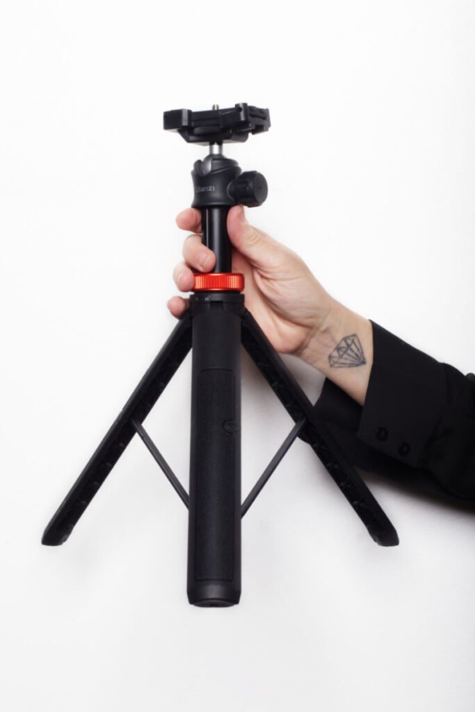 palo selfie tripode ulanzi mt-44 en lorenalove.com por Lorena Riga